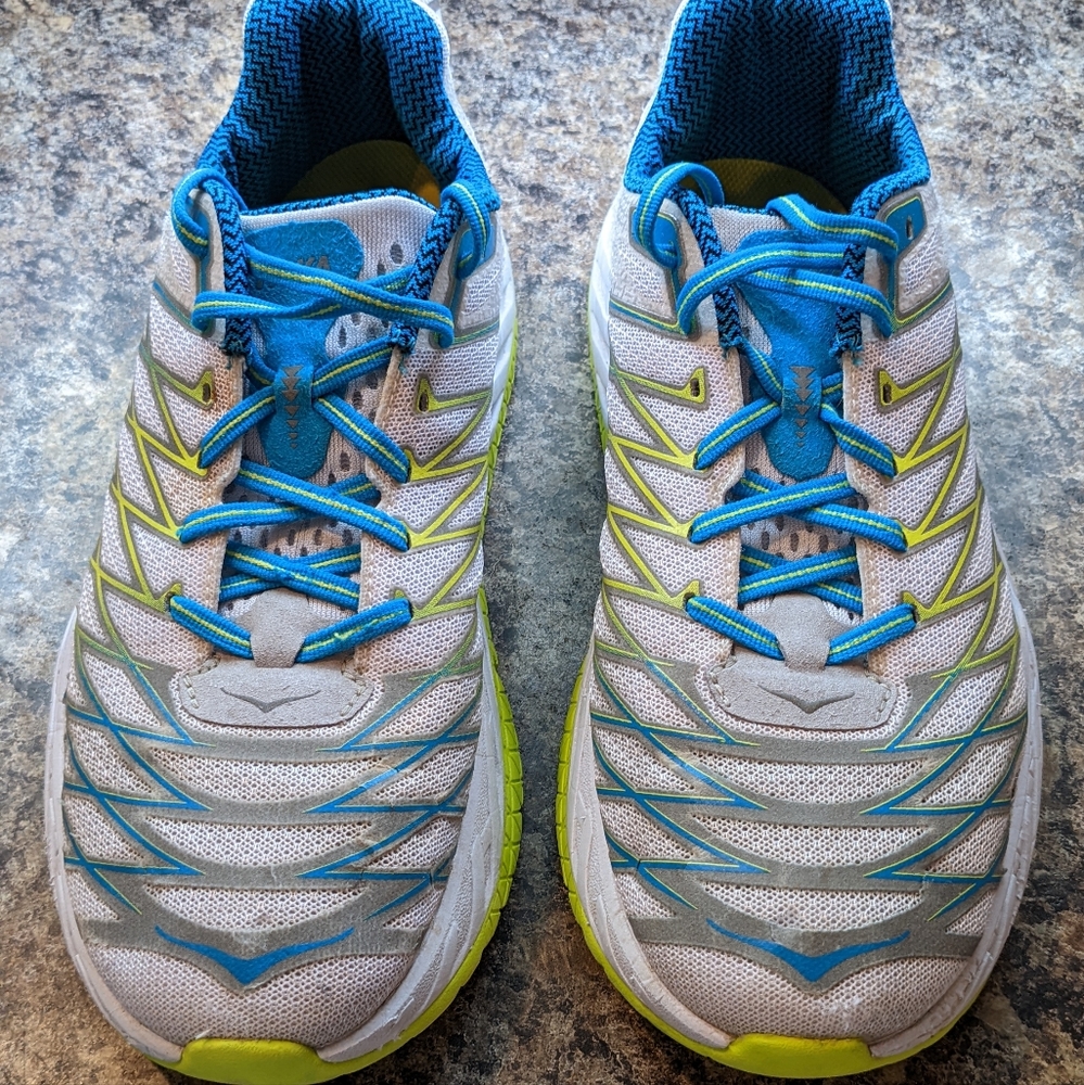 Hoka One Clayton Women's size 9.5